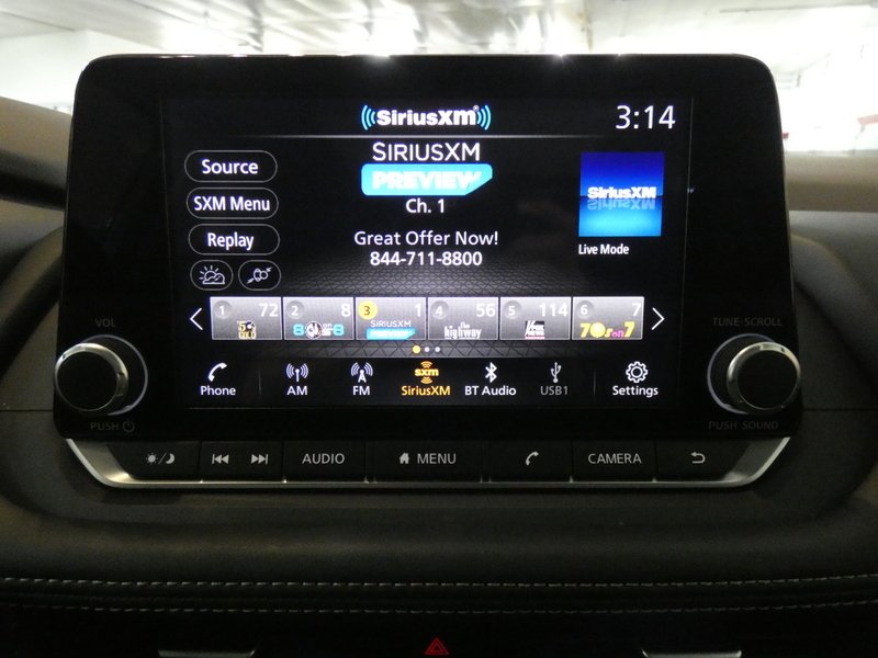 Used 2023 WHITE Nissan FWD SL image 12