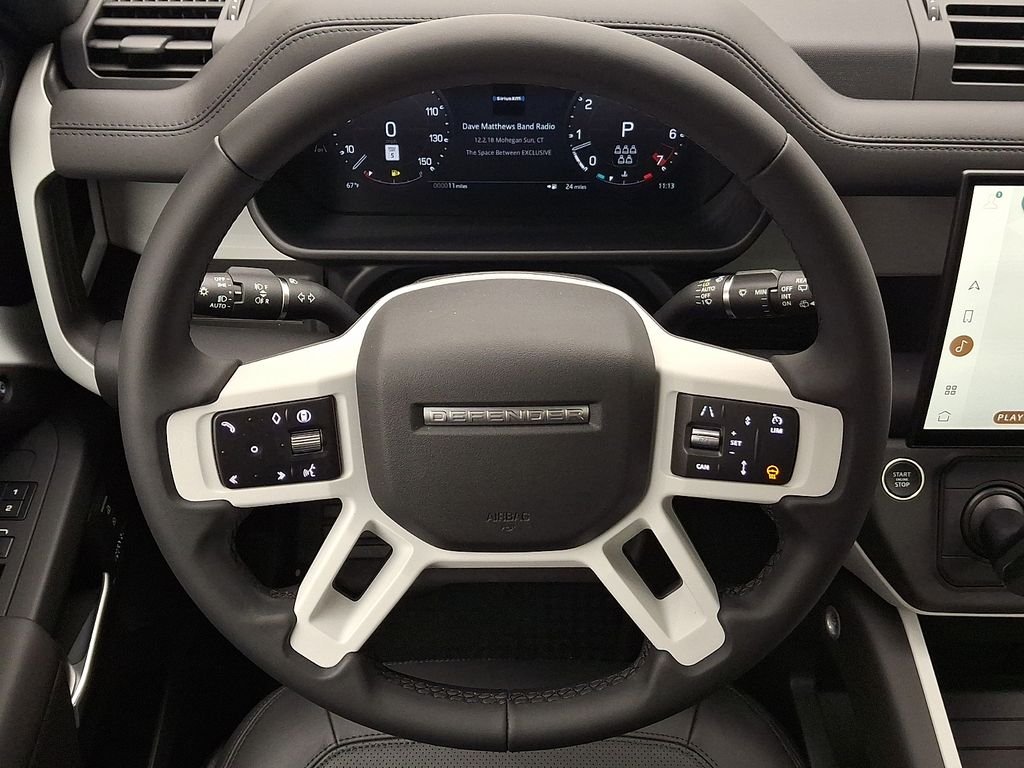 New 2026 Fuji White Land Rover X-Dynamic SE image 16