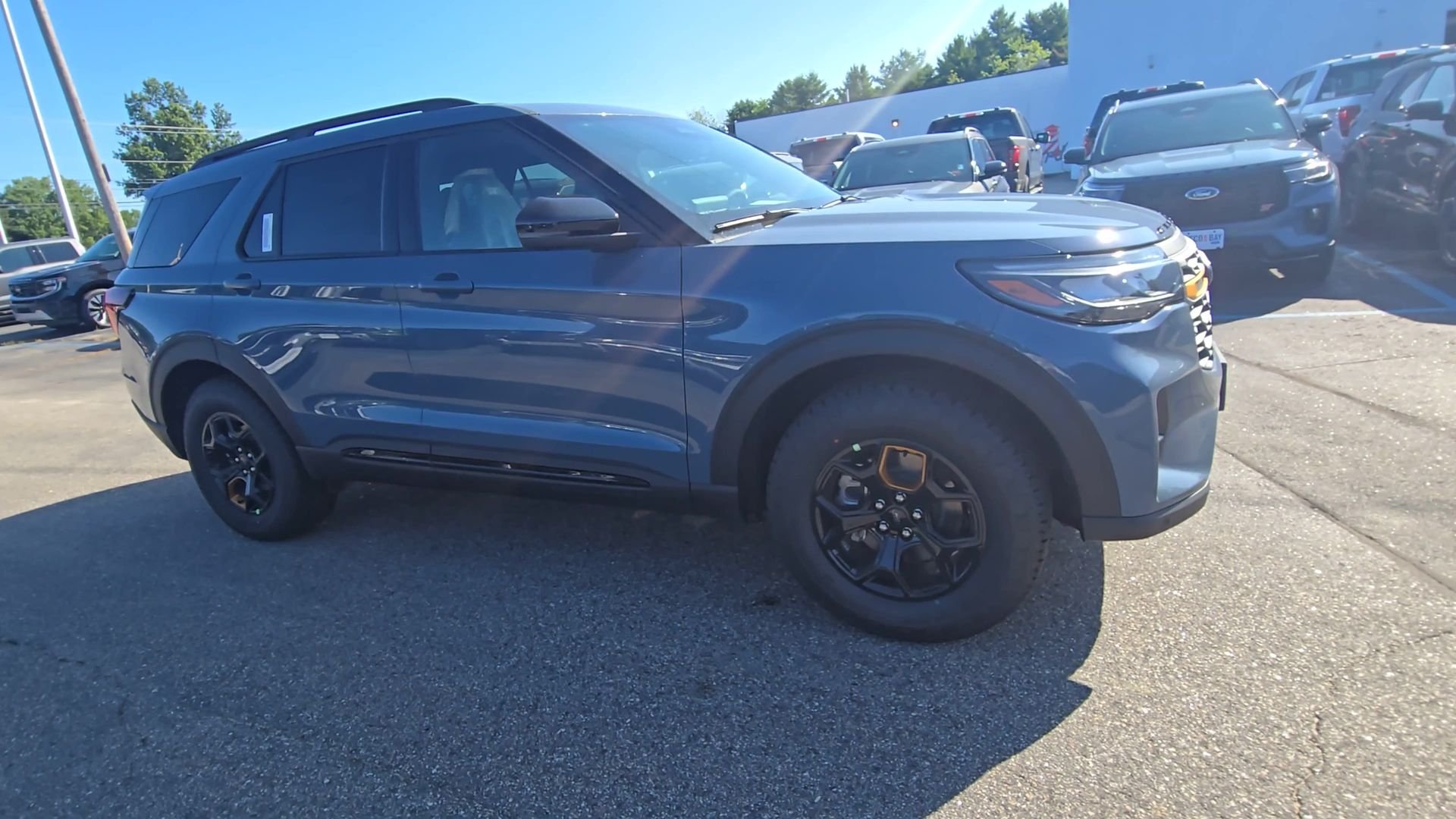 New 2026 Vapor Blue Metallic Ford Tremor® image 21