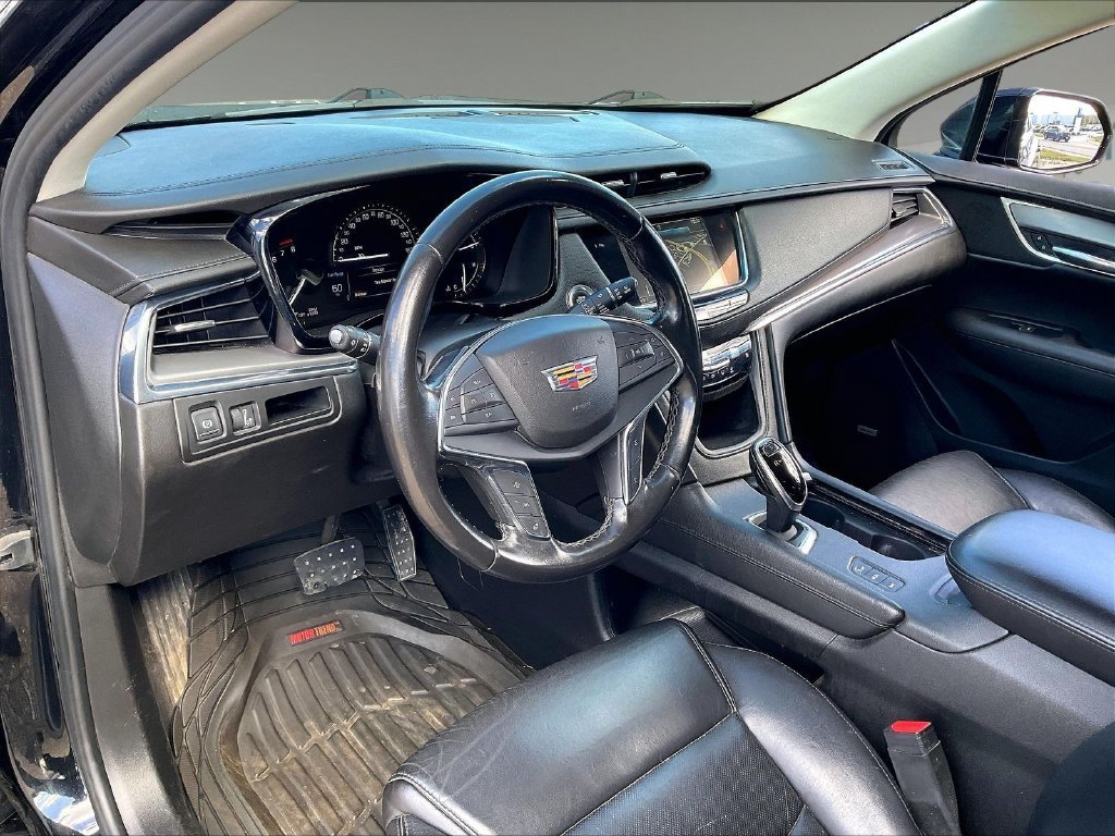 Used 2018 Stellar Black Metallic Cadillac Premium Luxury image 8