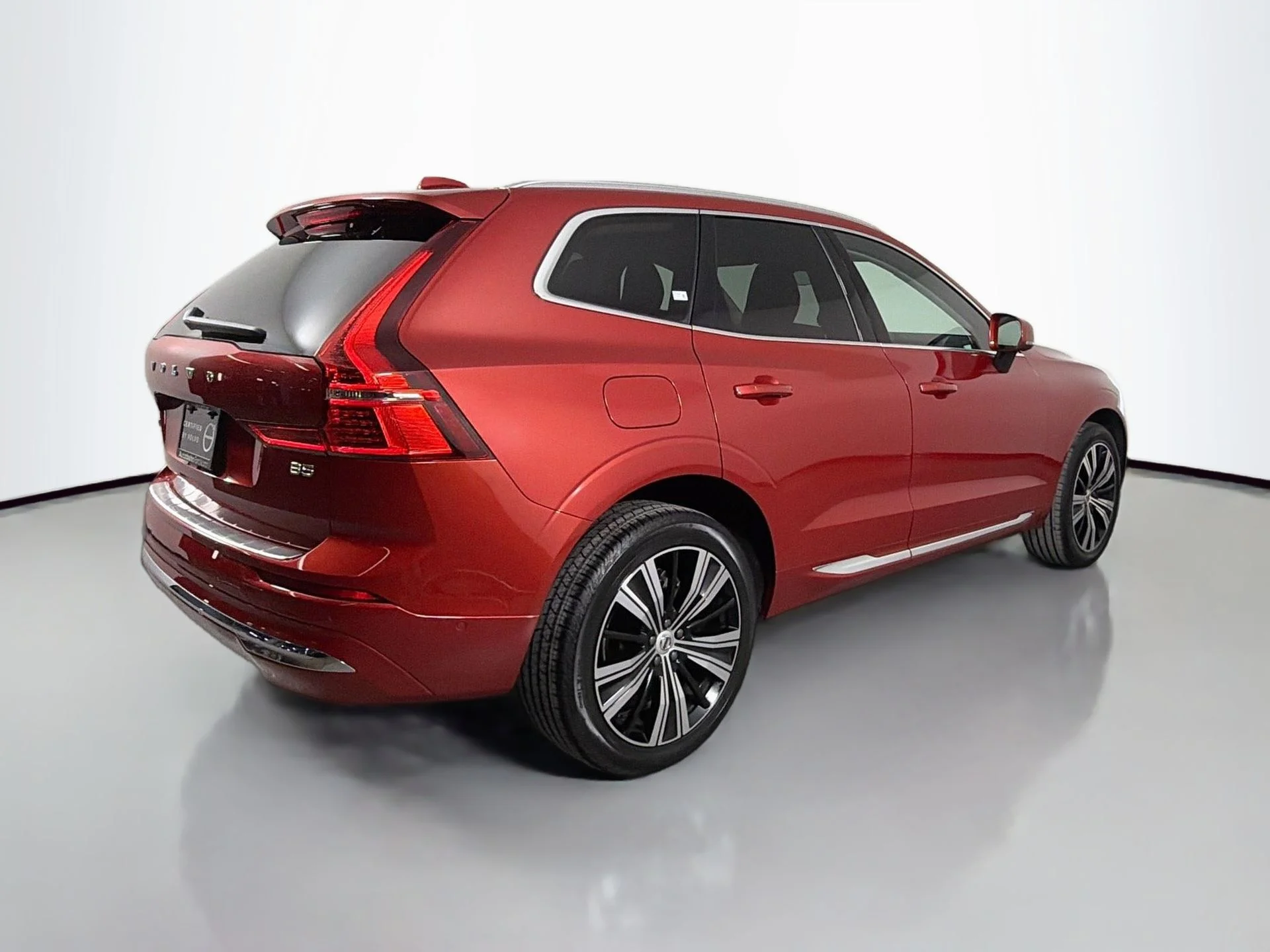 Certified Used 2023 Fusion Red Volvo Plus image 6