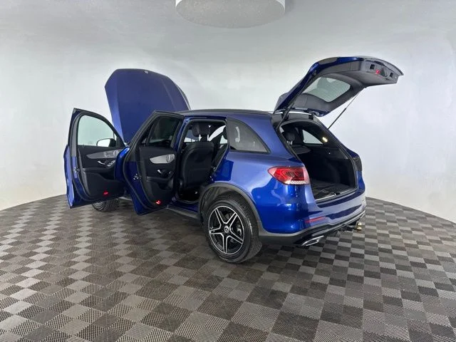 Used 2020 Blue Mercedes-Benz GLC 300 image 16