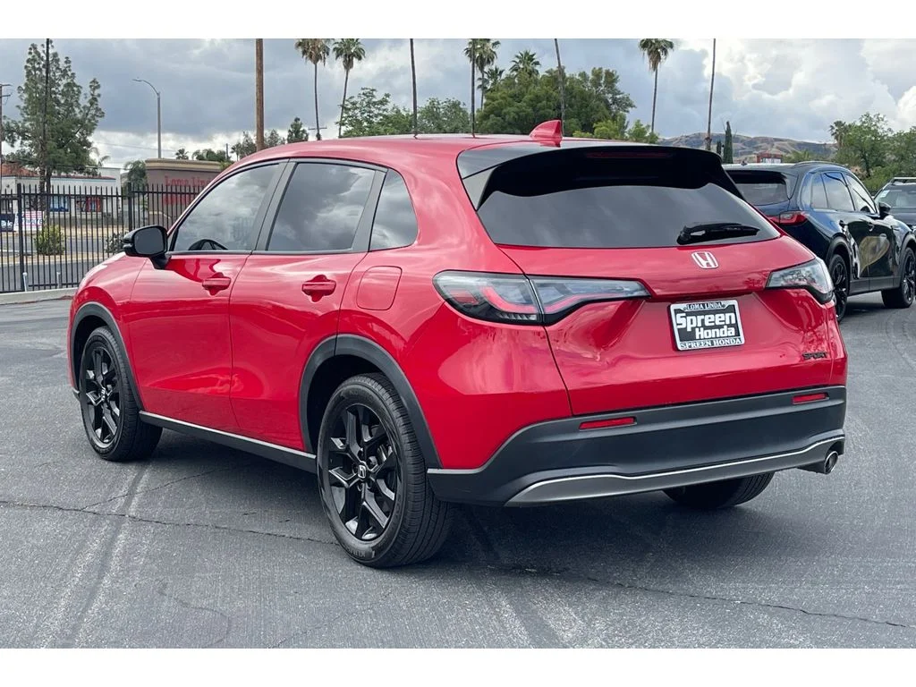 Used 2023 MILANO RED Honda Sport image 3