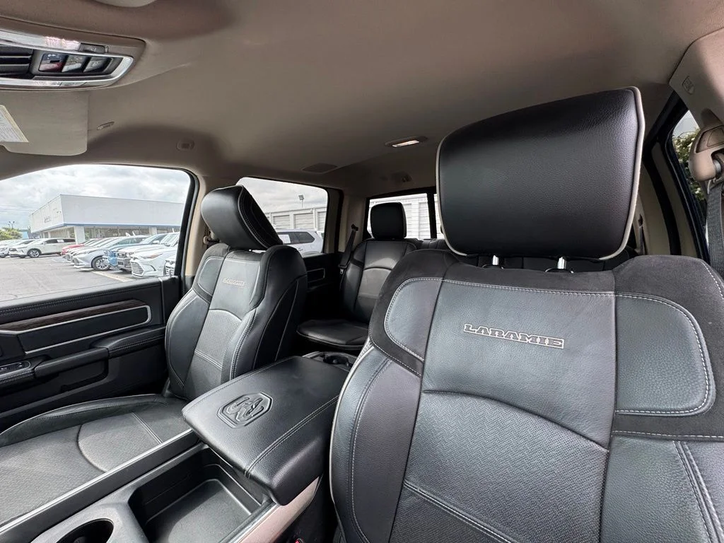 Used 2020 Blue Ram Laramie image 17