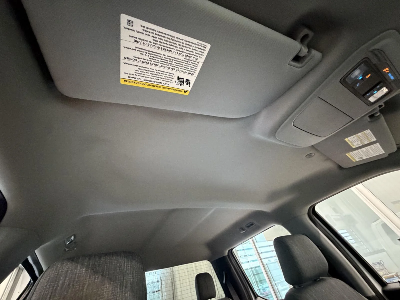 Used 2022 Oxford White Ford XLT image 21