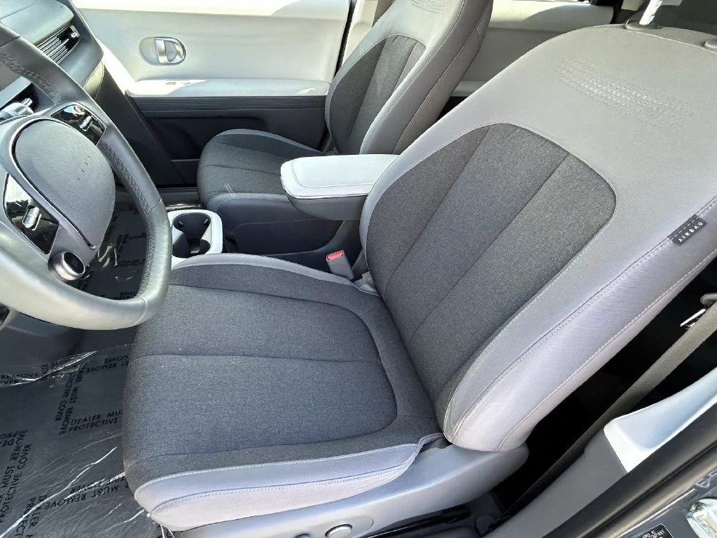 Used 2024 Teal Hyundai SEL image 18