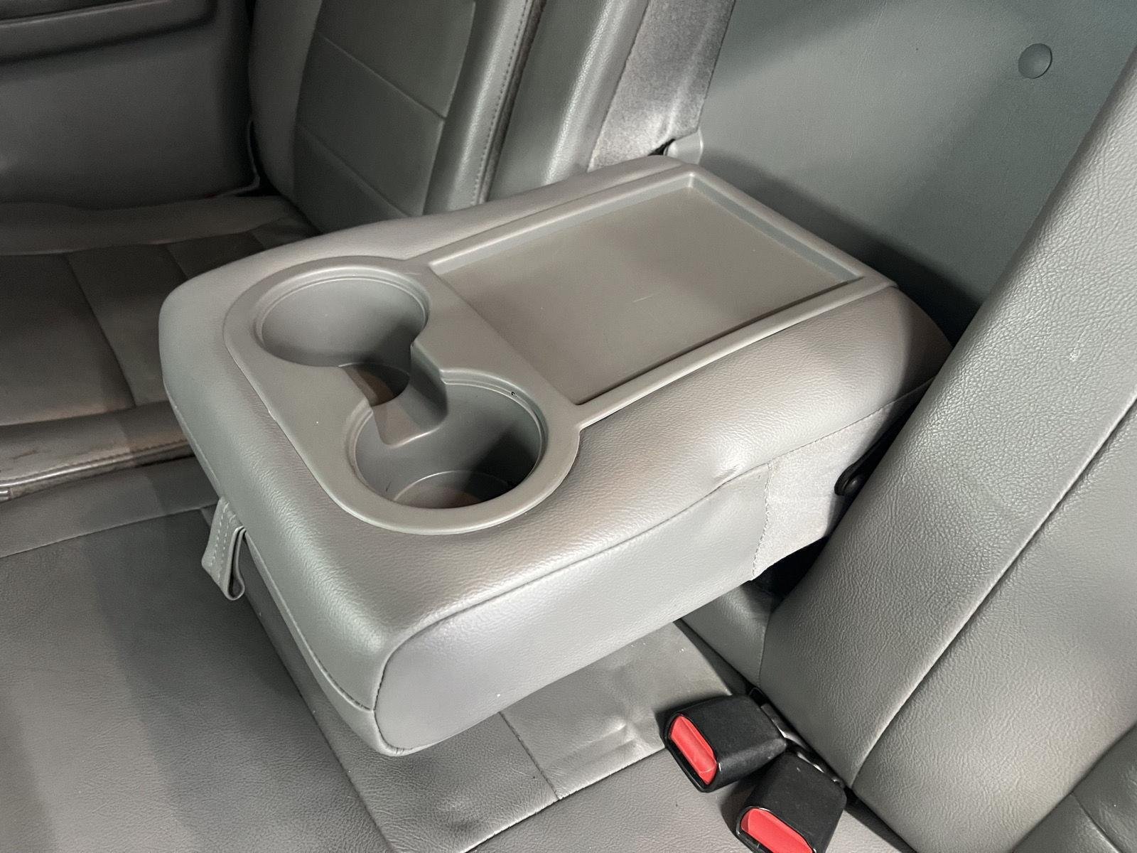 Used 2004 Gray Ford XL image 25