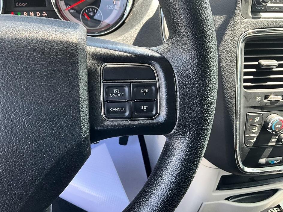 Used 2018 Black Dodge SE image 26