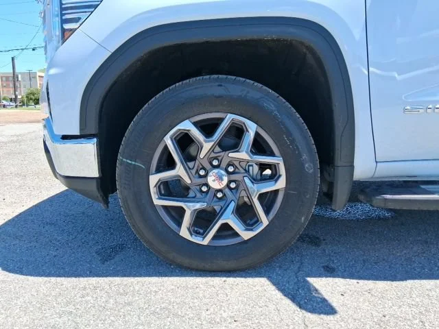 2026 GMC Sierra 1500 SLT - Photo 19