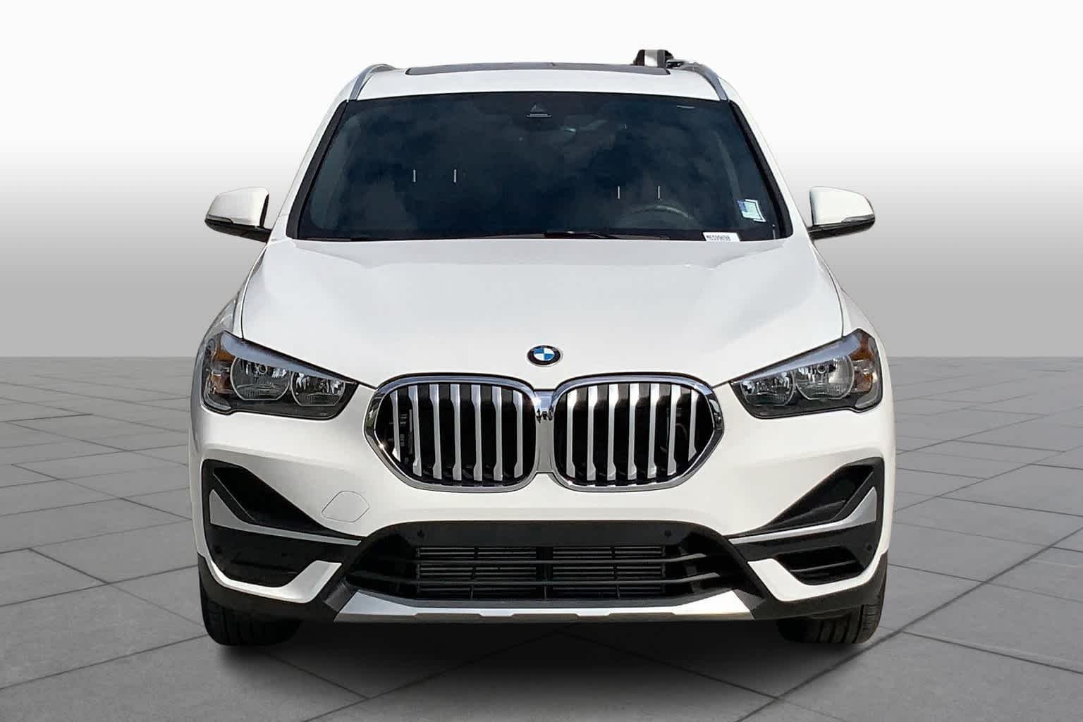 Used 2021 Alpine White BMW xDrive28i image 3