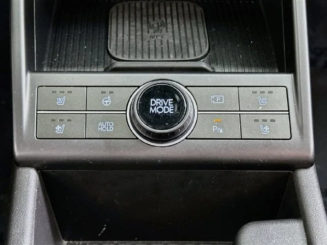 Certified Used 2026 Green Hyundai Limited image 20