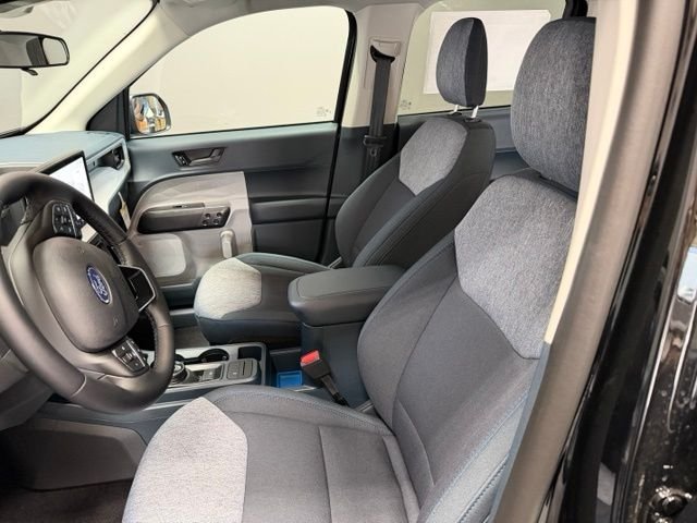 New 2026 Shadow Black Ford XLT image 16