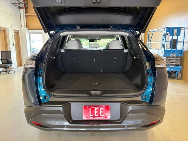 New 2026 Blue Nissan SL image 18