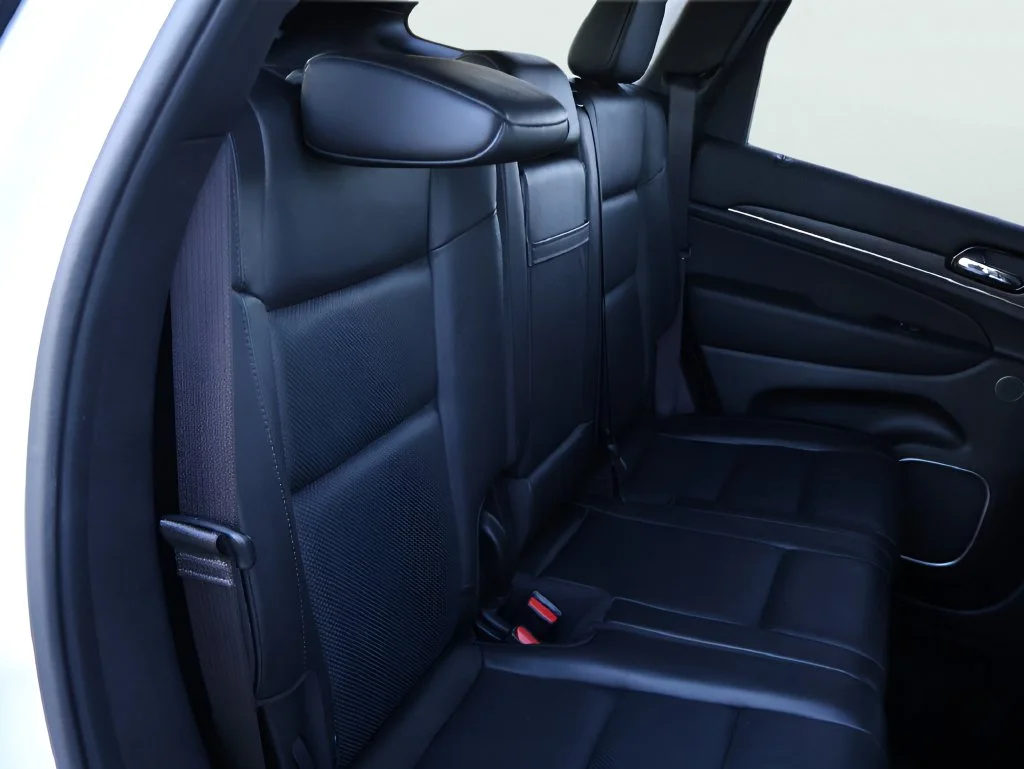 Used 2021 White Jeep High Altitude image 14