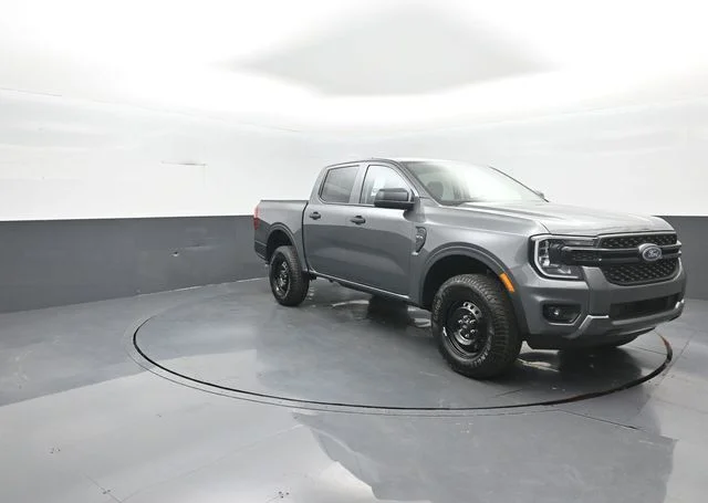 New 2026 Gray Ford RANGER 4X2 C/C image 2