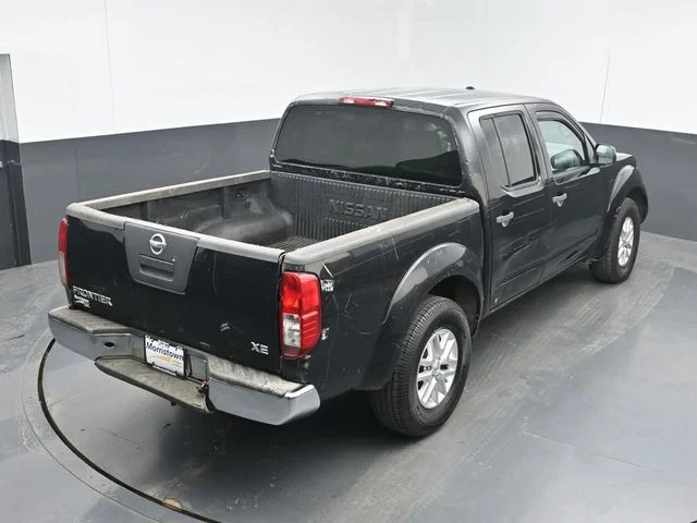 Used 2015 Black Nissan SV image 34