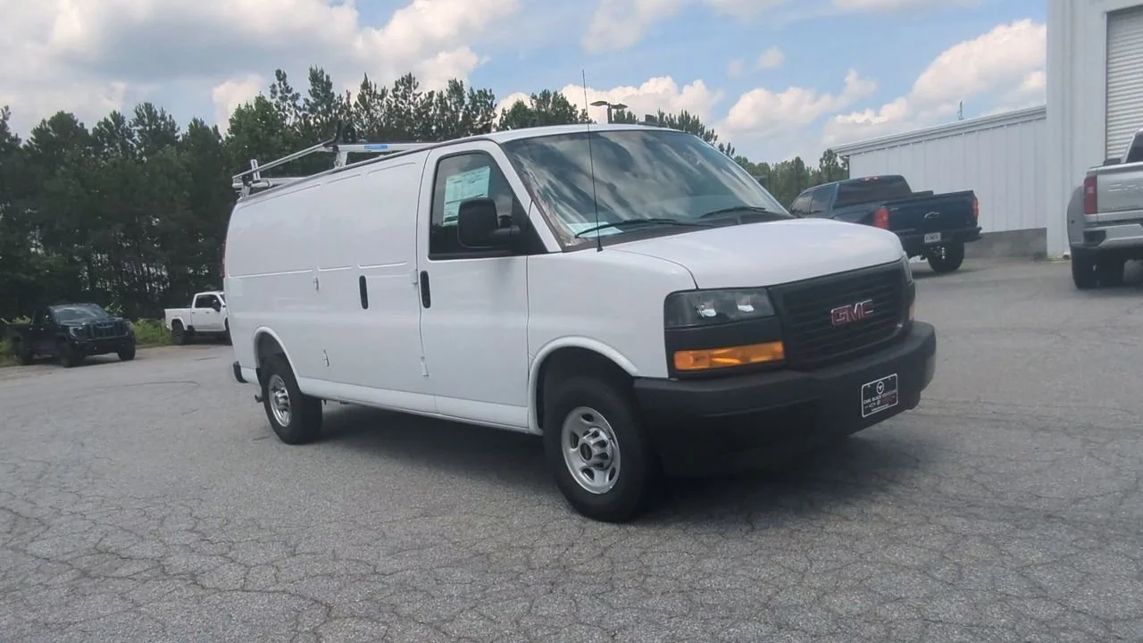 New 2025 Summit White GMC Work Van image 2