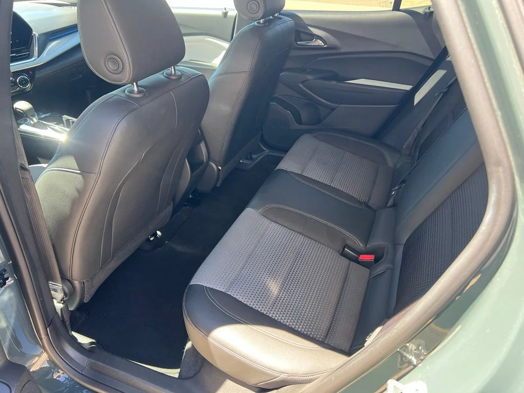 Used 2025 Gray Chevrolet LT image 24
