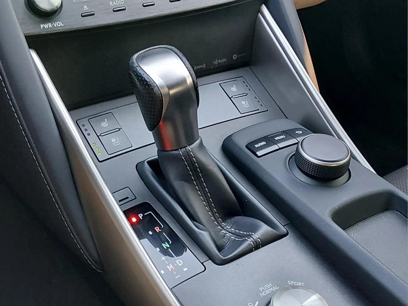 Used 2019 Atomic Silver Lexus IS 300 F SPORT image 28