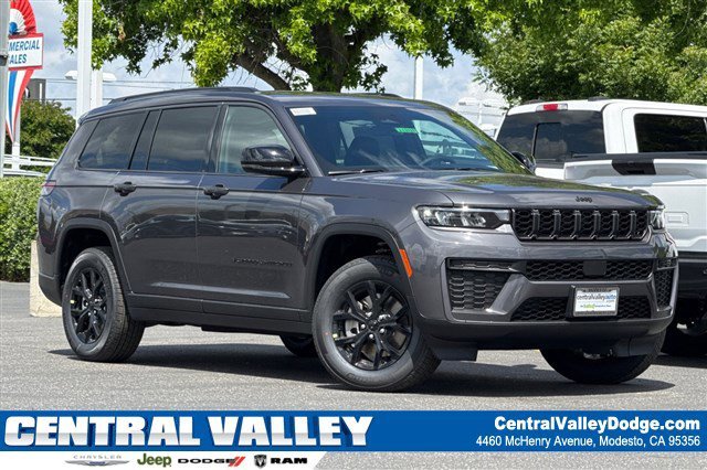 2026 Jeep Grand Cherokee L Laredo Altitude