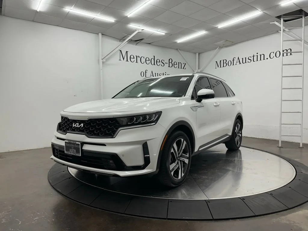 Used 2023 White Kia EX image 3