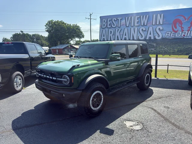 2024 Ford Bronco Outer Banks