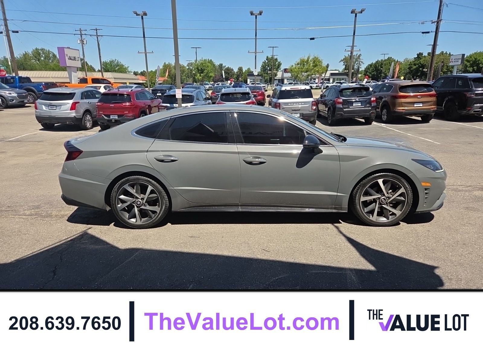 Used 2022 Gray Hyundai SEL Plus image 7
