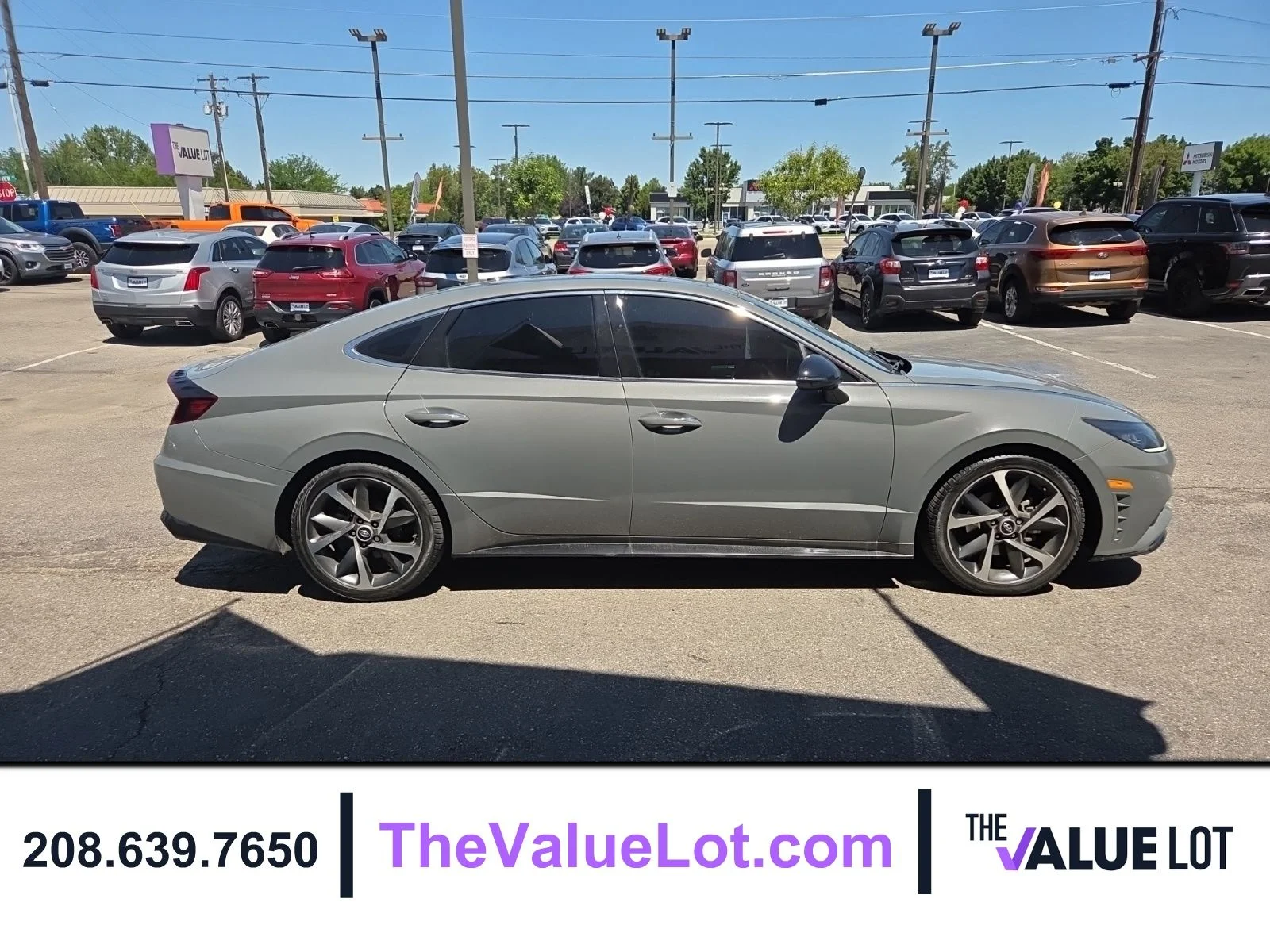 Used 2022 Gray Hyundai SEL Plus image 7