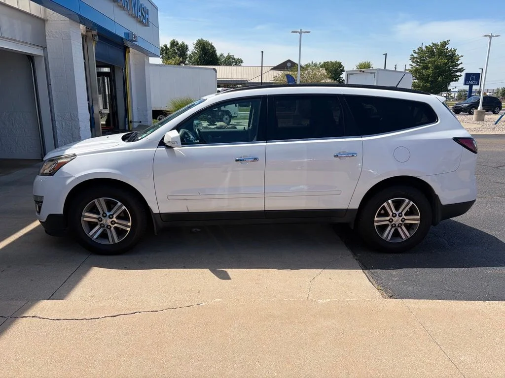 Used 2016 White Chevrolet LT image 5