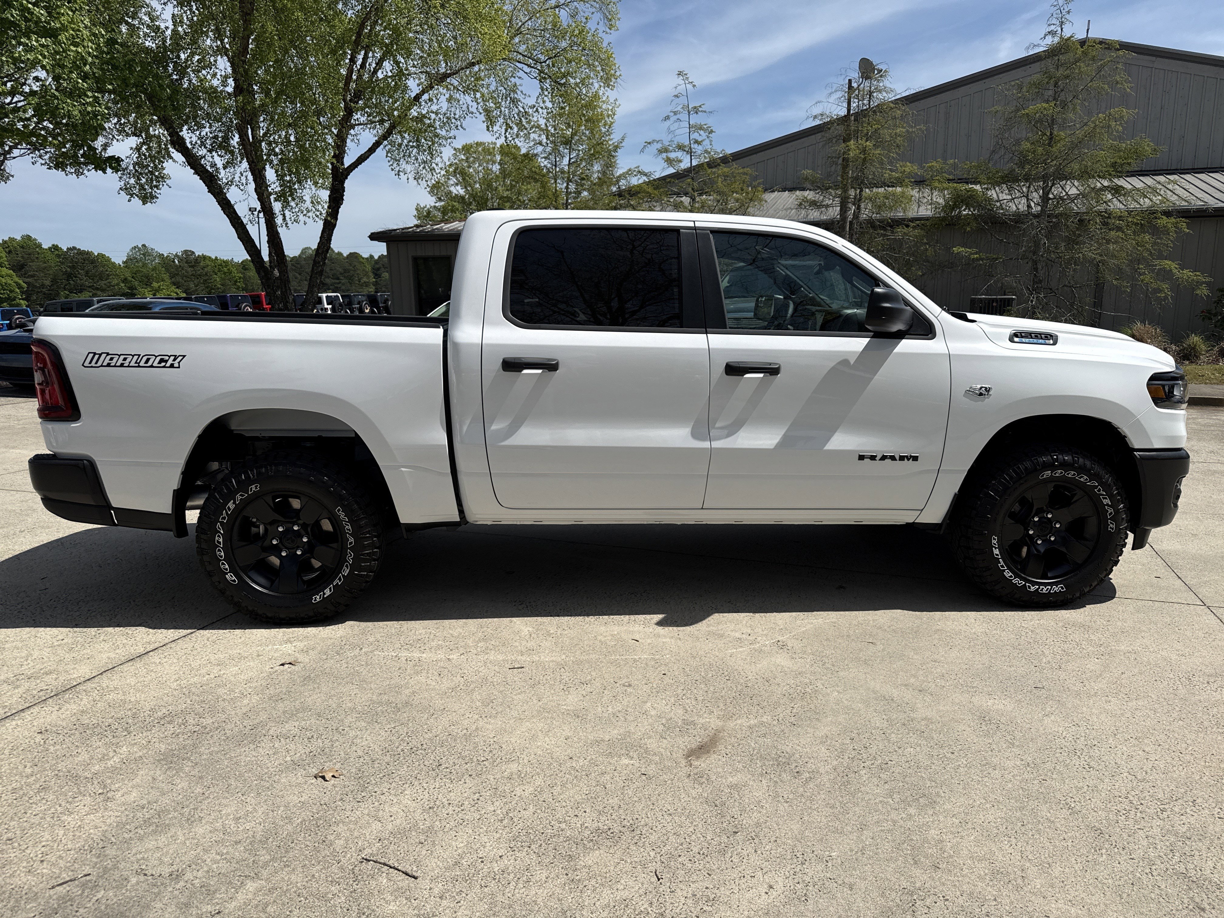New 2026 Bright White Clear-Coat Exterior Paint RAM Warlock image 8