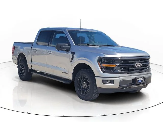 New 2026 Silver Metallic Ford XLT image 3