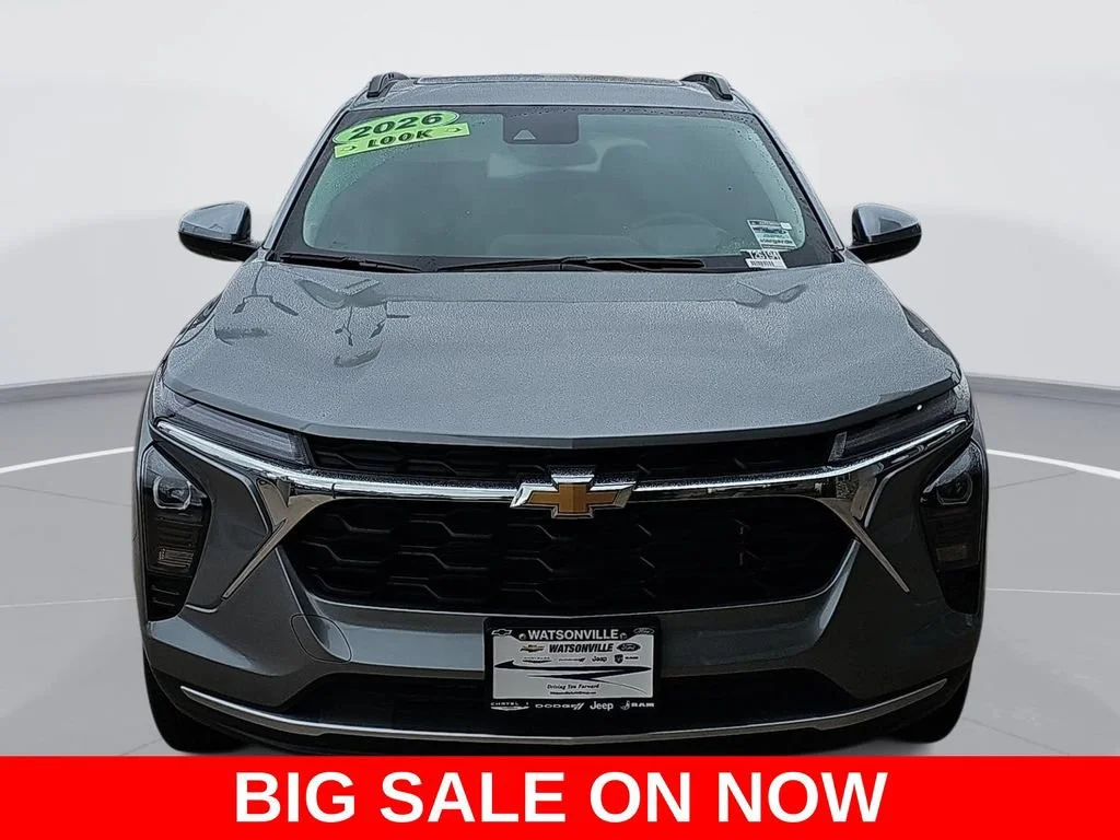 2026 Chevrolet Trax LT - Photo 8