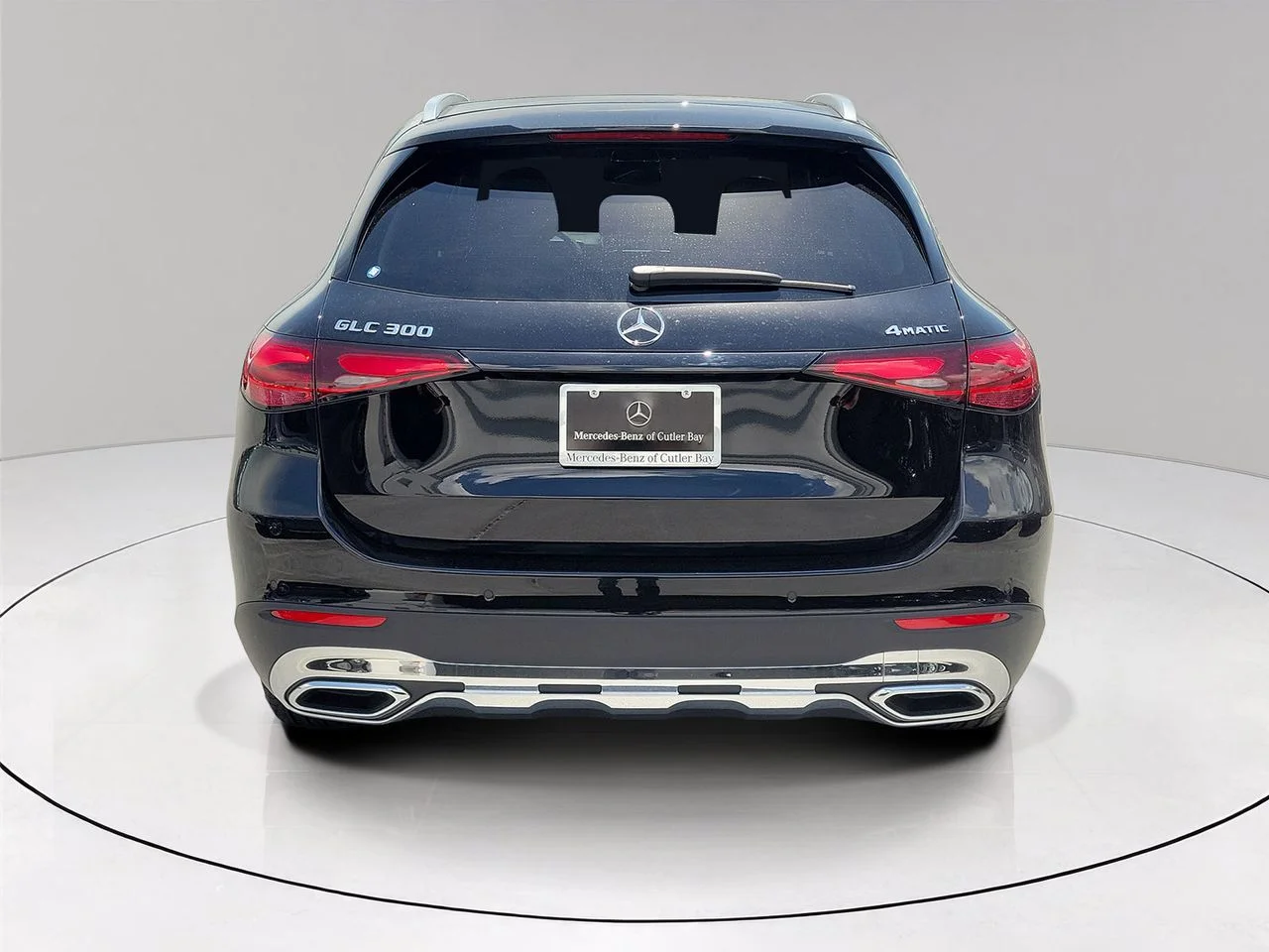 New 2026 Black Mercedes-Benz GLC 300 image 5