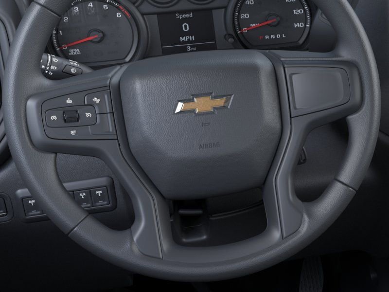 New 2026 Summit White Chevrolet WT image 19