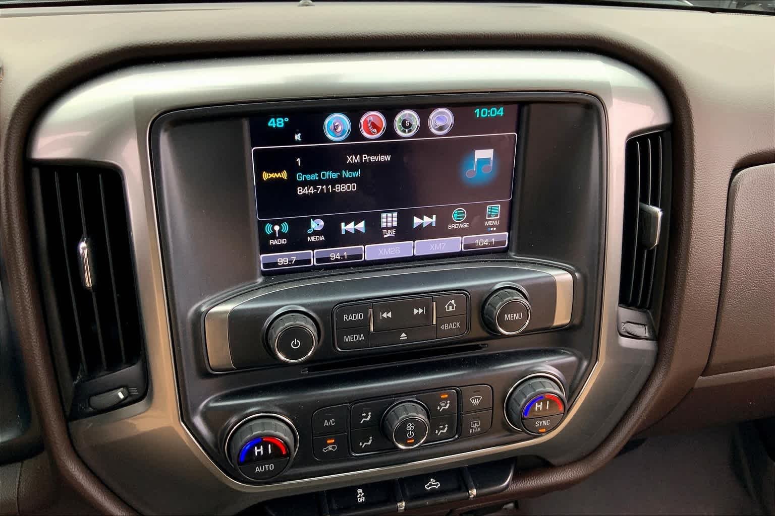 Used 2016 Iridescent Pearl Tricoat Chevrolet LT image 7
