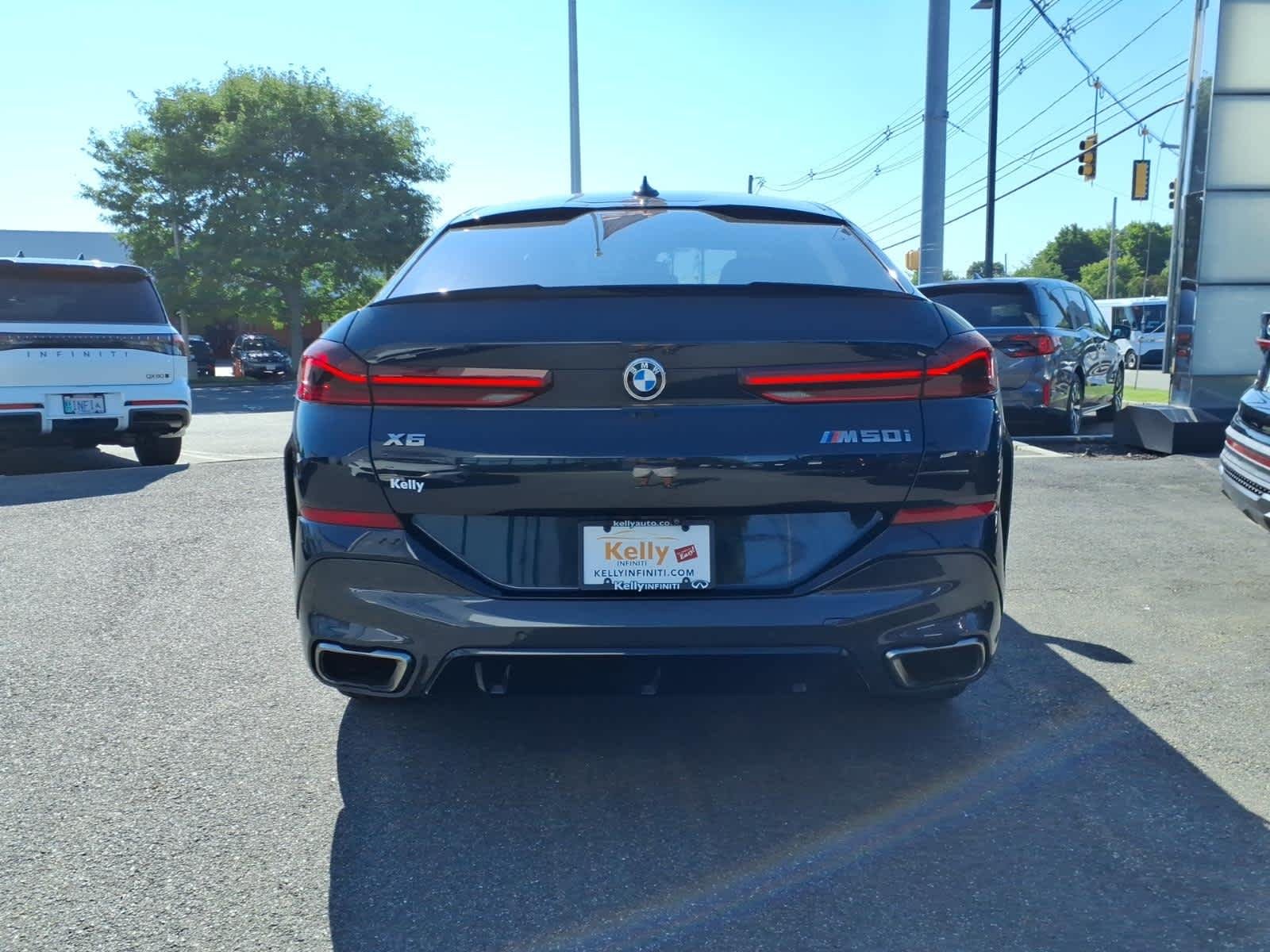 Used 2021 Black Sapphire Metallic BMW M50i image 6