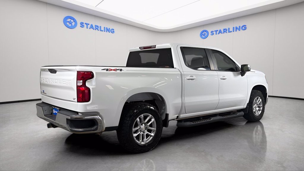 Used 2022 SUMMIT WHITE Chevrolet LT image 9