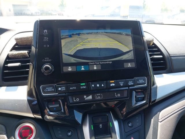Used 2018 Silver Honda EX-L image 17