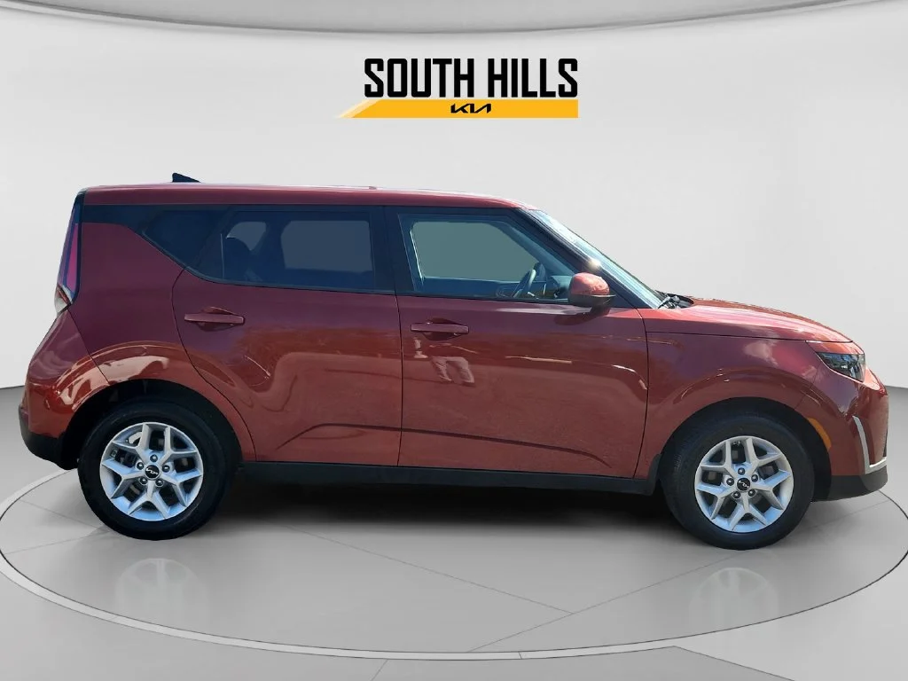Used 2024 Orange Kia LX image 4