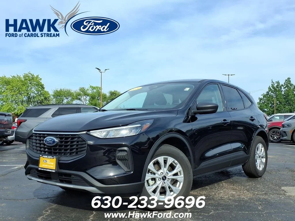 Certified Used 2025 Black Metallic Ford Active image 3