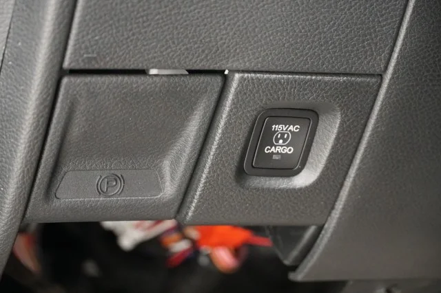 Used 2023 PXJ_Diamond_Black_Crystal_P/C Ram Laramie image 42