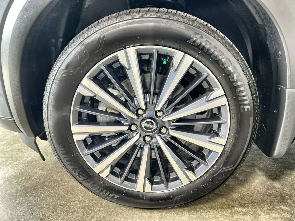New 2026 Gun Metallic Nissan Platinum image 19