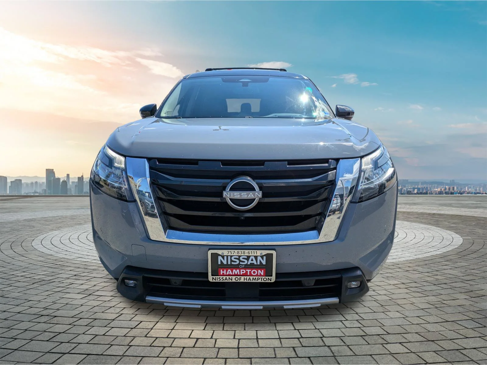 Used 2022 Solid Gray/Super Black Nissan Platinum image 10