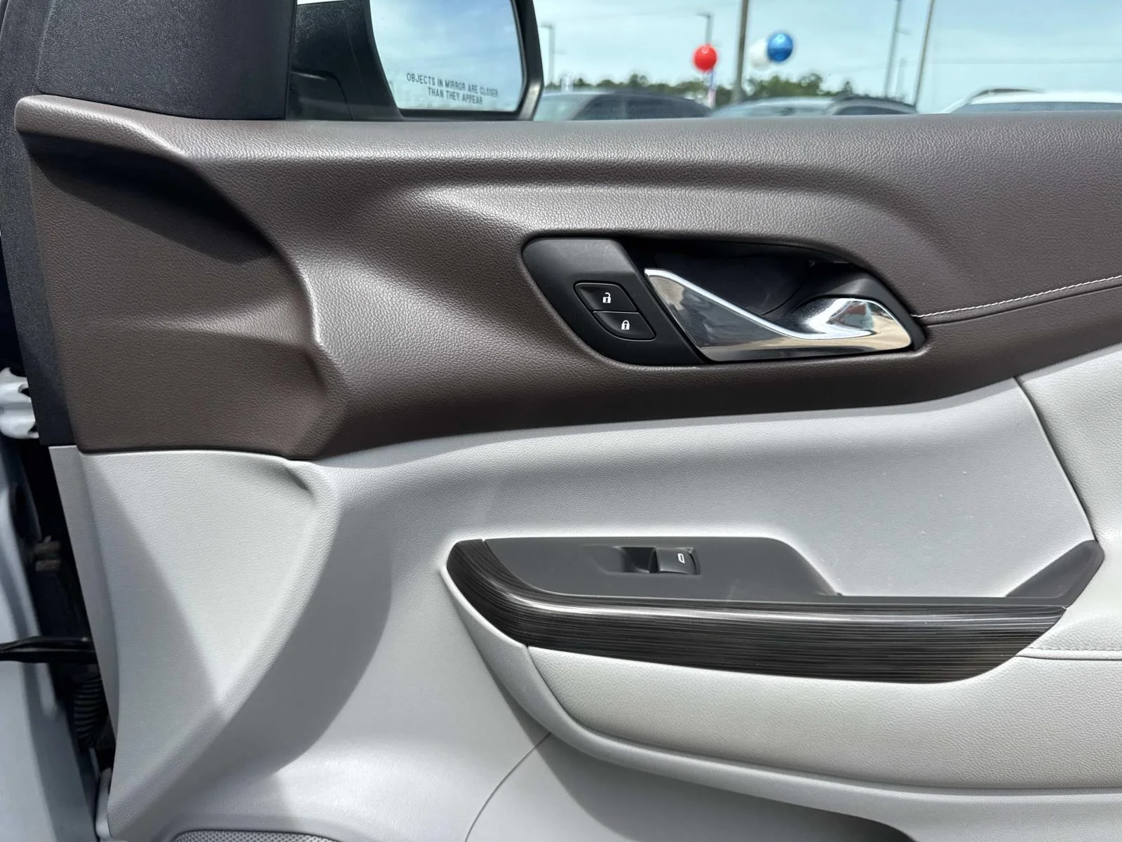 Used 2019 White GMC SLT image 14