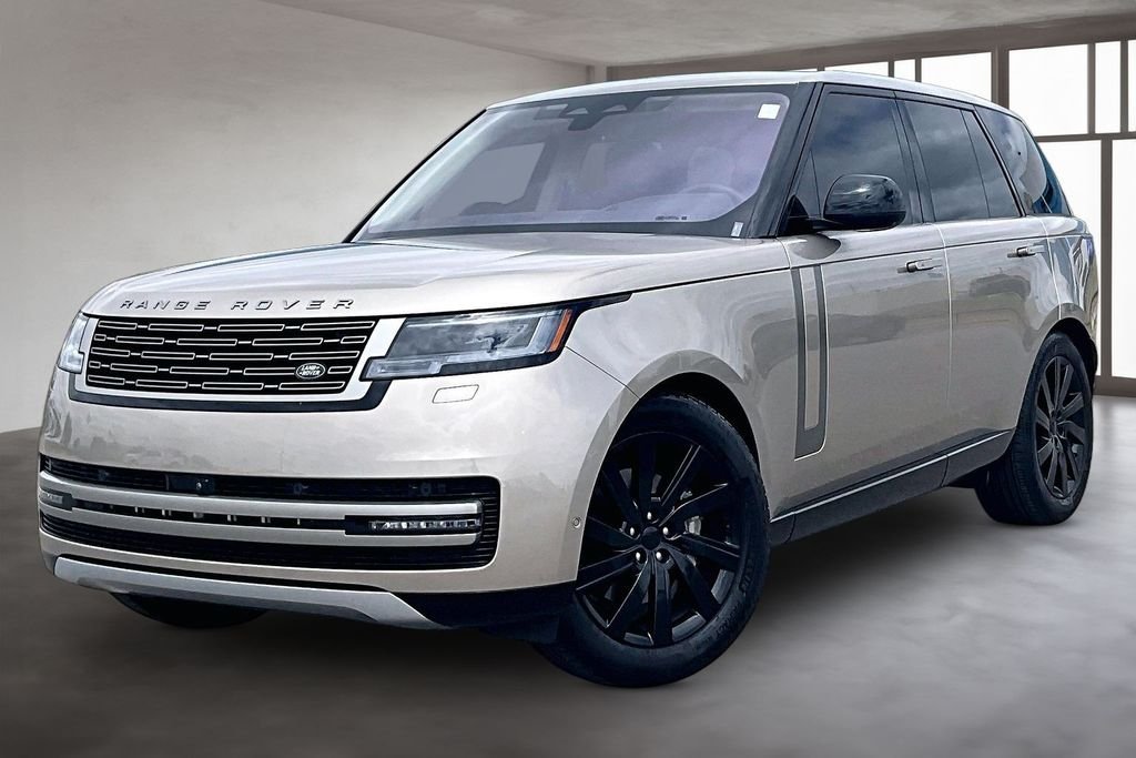 2023 Land Rover Range Rover 3.0 SE SWB's photo