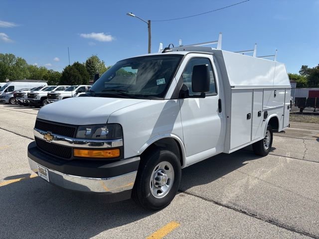 2024 Chevrolet Express Cutaway 3500 1WT