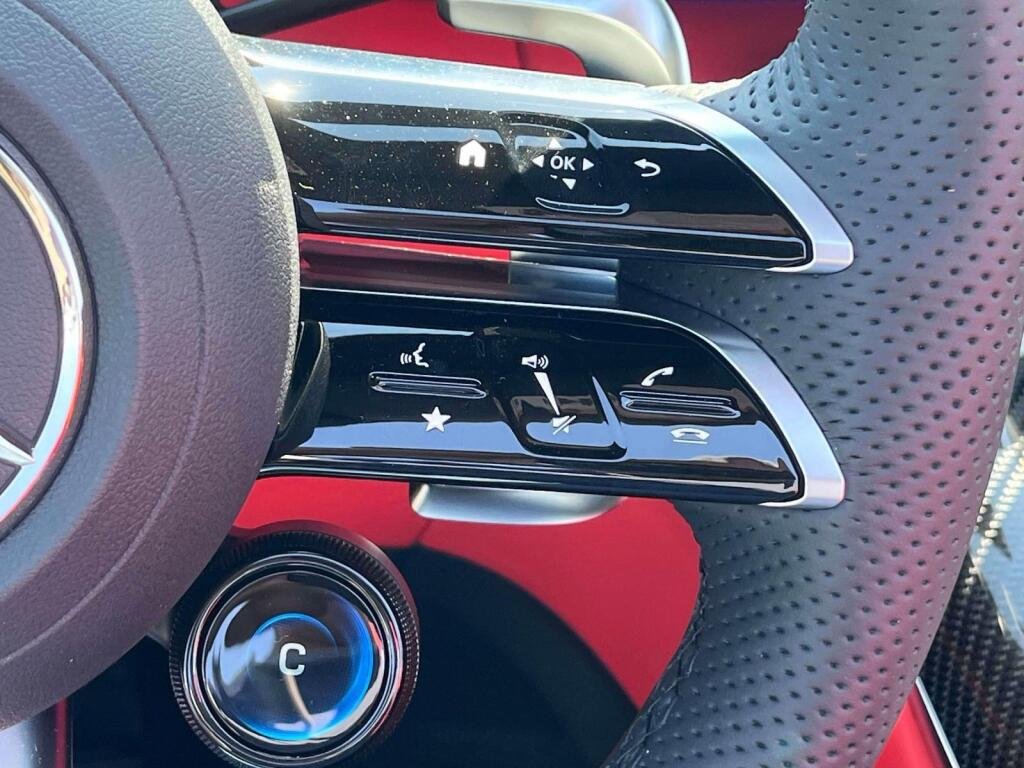 New 2026 MANUFAKTUR Alpine Grey Mercedes-Benz AMG® SL 55 image 37