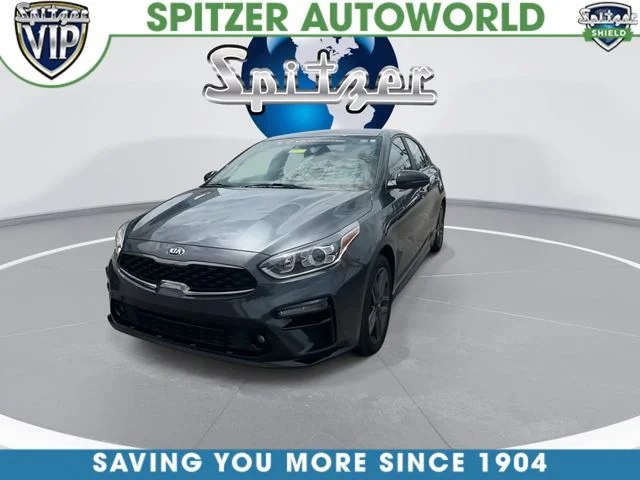 Used 2021 Gray Kia GT-Line image 3