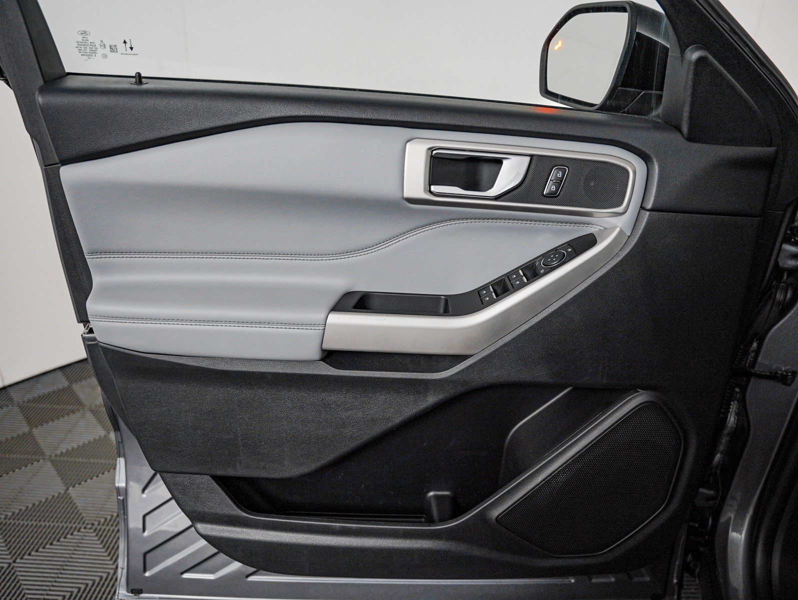 Used 2022 Gray Ford XLT 4WD image 21