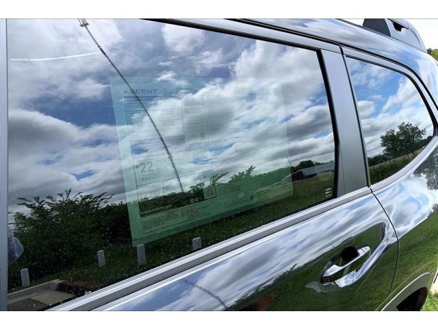 New 2026 CRYSTAL BLACK SILICA Subaru Premium 7-Passenger image 13
